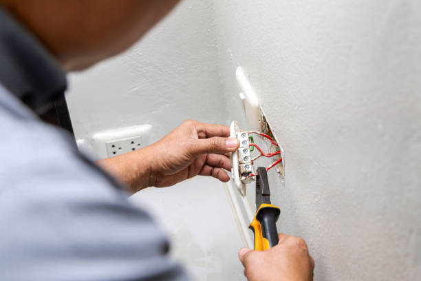 Best Affordable Electrician  in Beverly Hills, TX